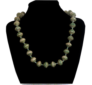 Handmade vintage bead necklace green
